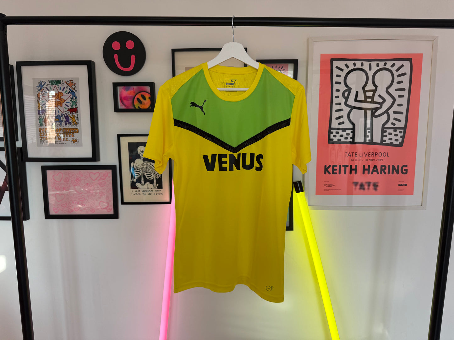 VENUS - short sleeved PUMA top